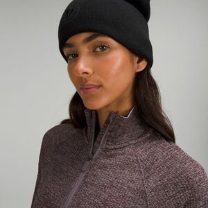 lululemon athletica Warm Revelation Beanie in Black